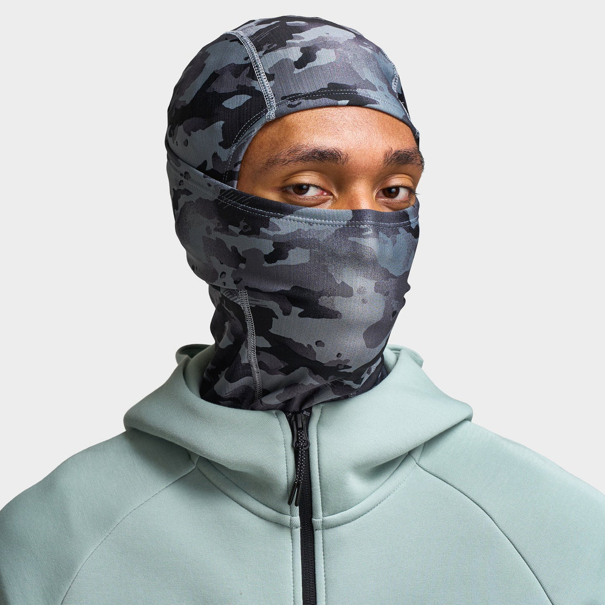 NIKE PRO HYPERWARM HOOD